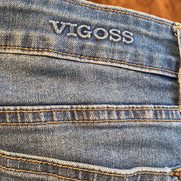 Vigoss Shorts - Picture 2 of 3